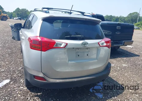 2013 Toyota Rav4 Xle z USA, uszkodzony, nr VIN JTMRFREV8D5005714